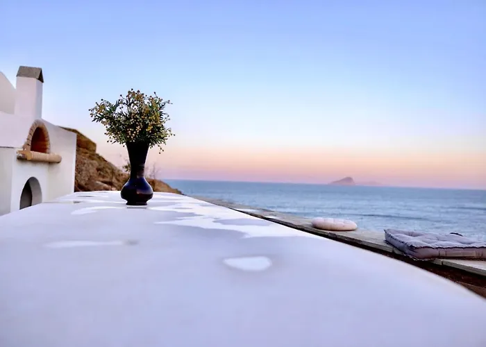 Thea Suite Kythnos