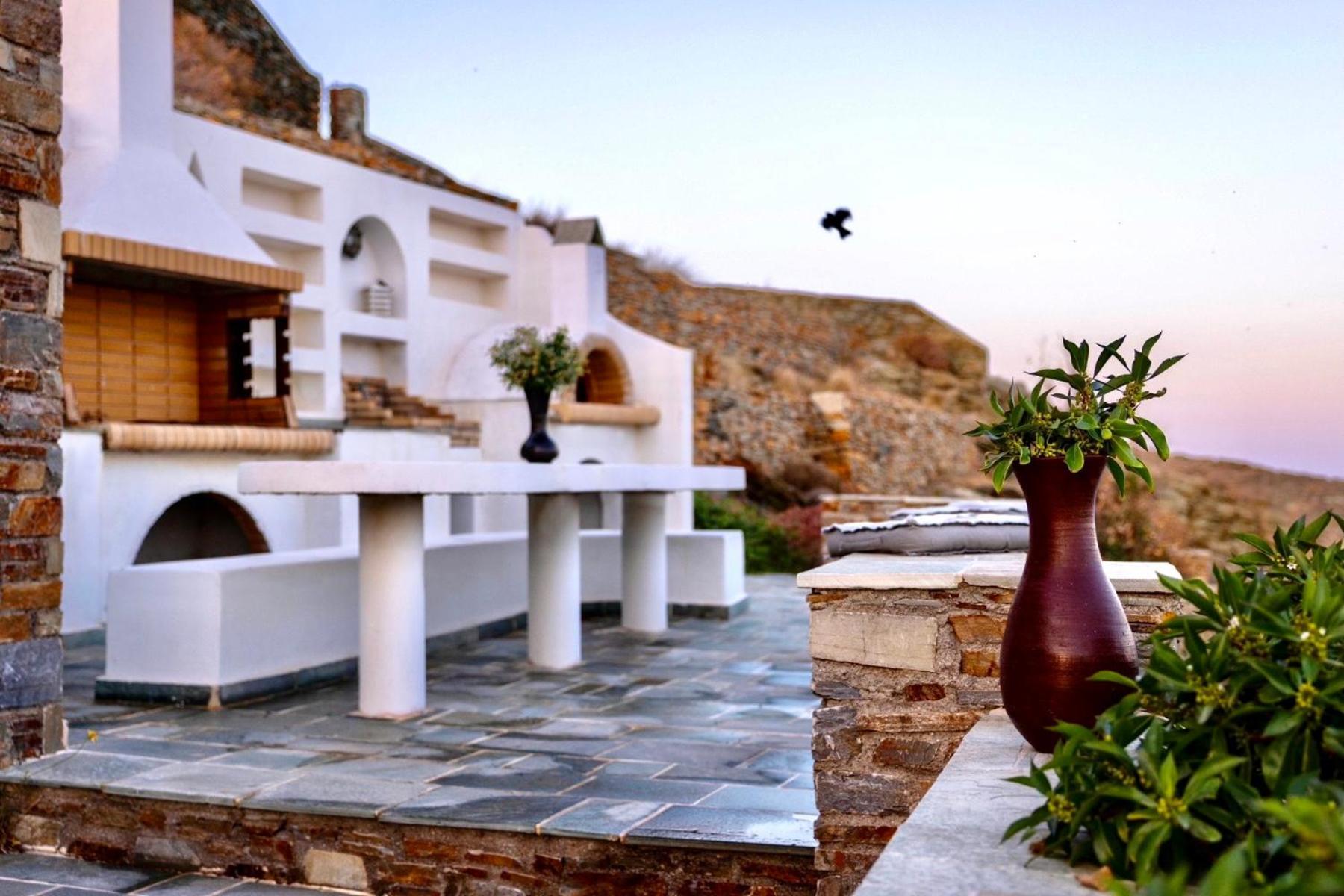 Thea * Kythnos