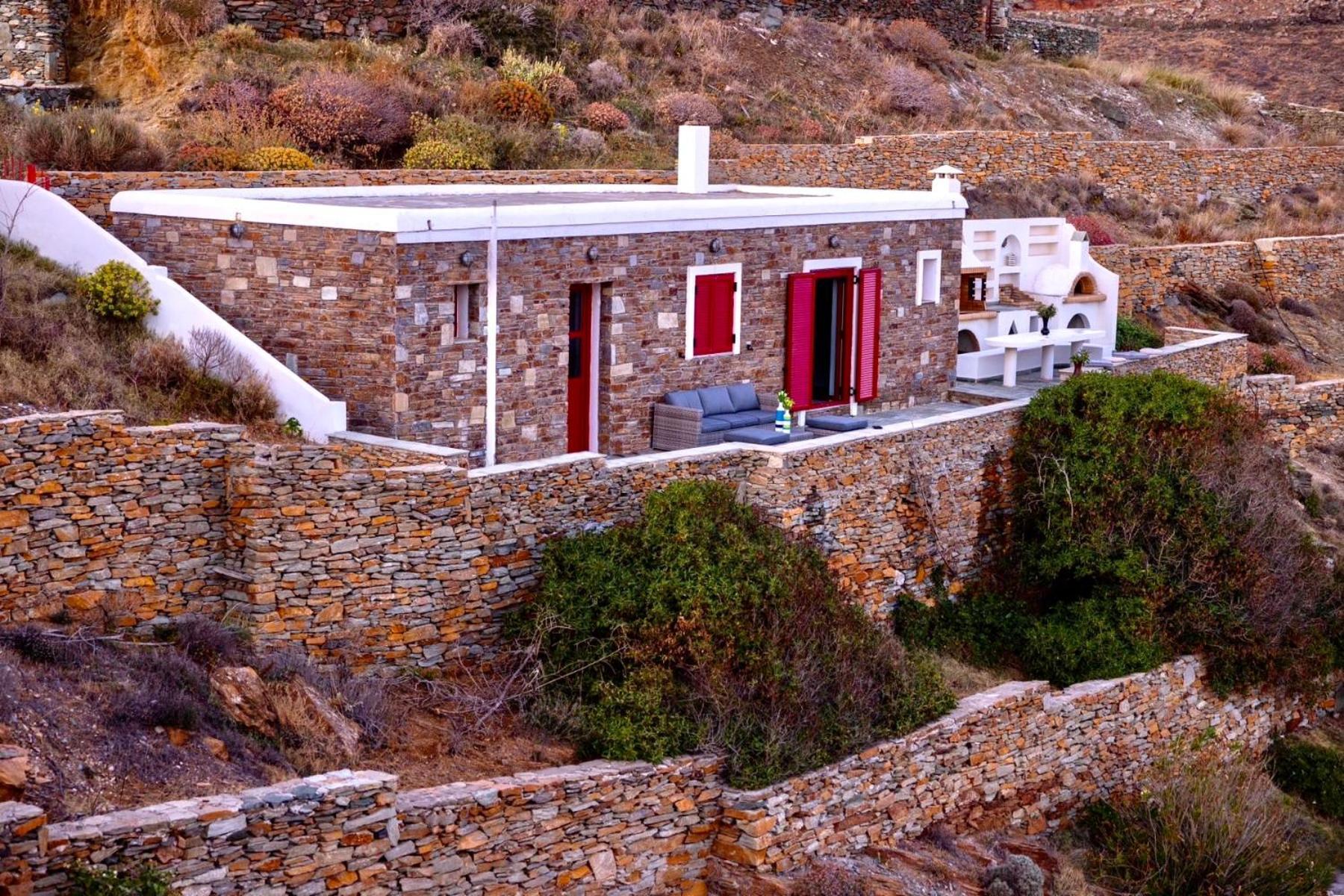 Thea Holiday home